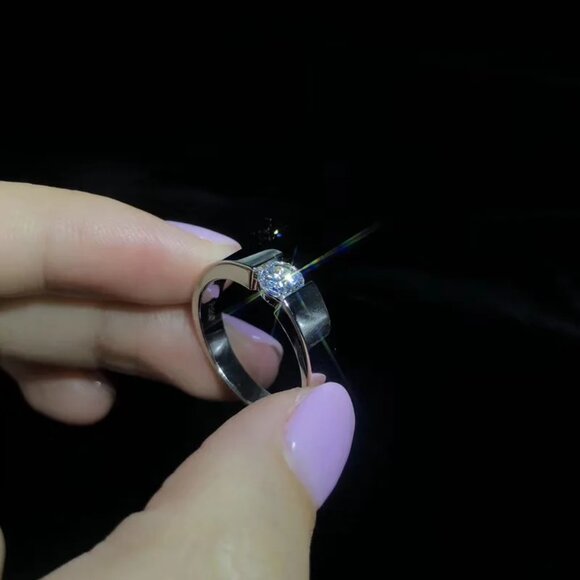 Beautiful Ladies Diamond Tension Ring / Band, .925 Solid Sterling Silver - Picture 7 of 11